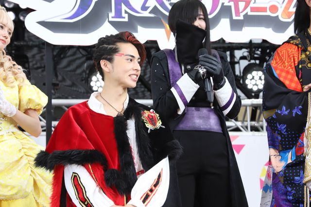 「仮面ライダーギーツ」＆「王様戦隊キングオージャー」キャスト集結！映画公開直前イベント（13枚目）