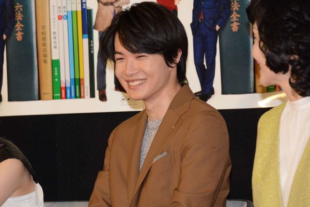 「こんなに大人になって」神木隆之介の成長に南果歩が感慨…「やけに弁の立つ弁護士が学校でほえる」試写会（5枚目）