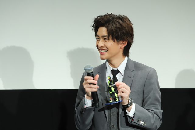 仮面ライダーエデン・伊藤英明、決めポーズ炸裂！ゼロワン・高橋文哉とイベント登場（4枚目）