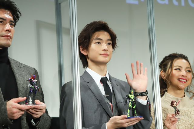 仮面ライダーエデン・伊藤英明、決めポーズ炸裂！ゼロワン・高橋文哉とイベント登場（10枚目）