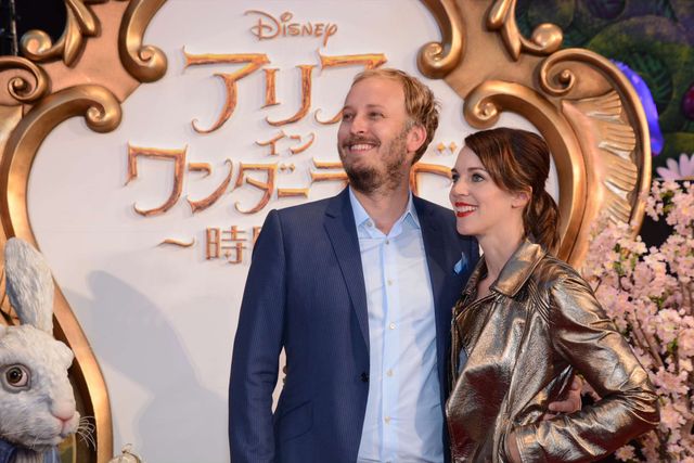 ミア、妖艶なドレスで降臨！『アリス・イン・ワンダーランド／時間の旅』ジャパンプレミアフォトギャラリー！（13枚目）