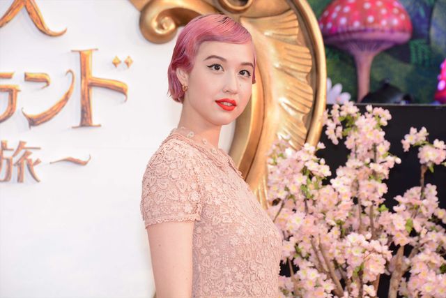 ミア、妖艶なドレスで降臨！『アリス・イン・ワンダーランド／時間の旅』ジャパンプレミアフォトギャラリー！（43枚目）