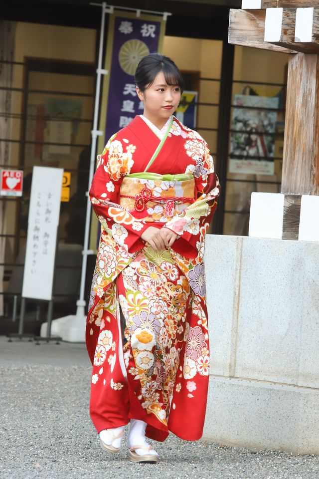 テラハ美女Niki、小室安未も！エイベックス・マネジメント晴れ着撮影会（5枚目）