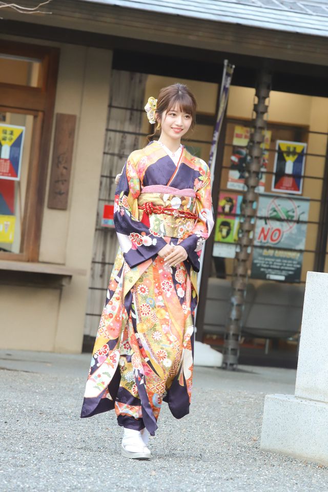 テラハ美女Niki、小室安未も！エイベックス・マネジメント晴れ着撮影会（9枚目）