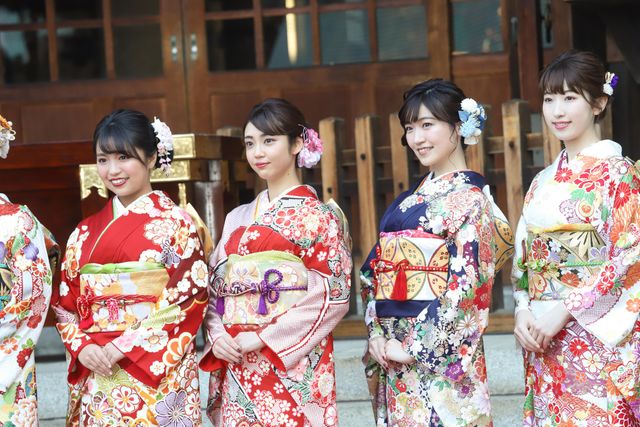 テラハ美女Niki、小室安未も！エイベックス・マネジメント晴れ着撮影会（12枚目）