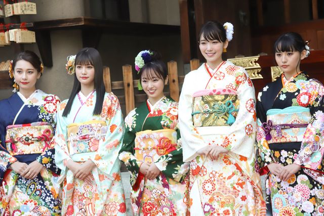 テラハ美女Niki、小室安未も！エイベックス・マネジメント晴れ着撮影会（13枚目）