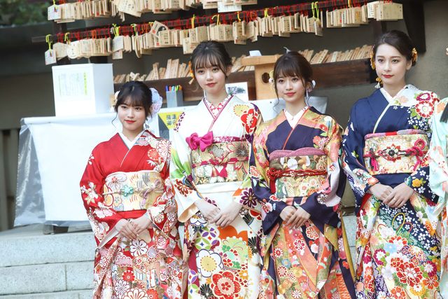 テラハ美女Niki、小室安未も！エイベックス・マネジメント晴れ着撮影会（14枚目）