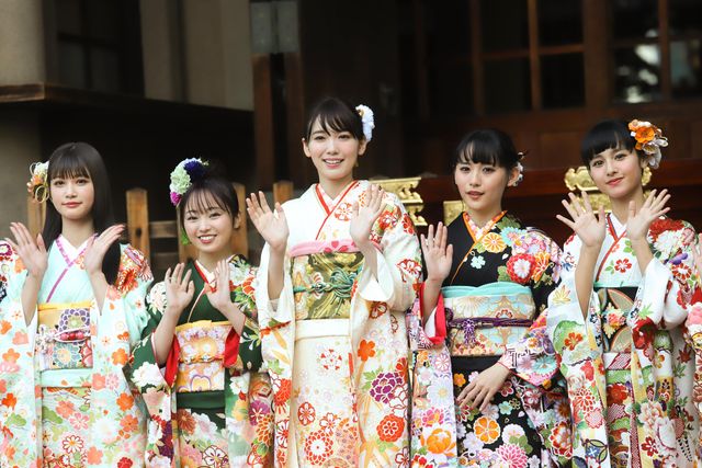 テラハ美女Niki、小室安未も！エイベックス・マネジメント晴れ着撮影会（16枚目）