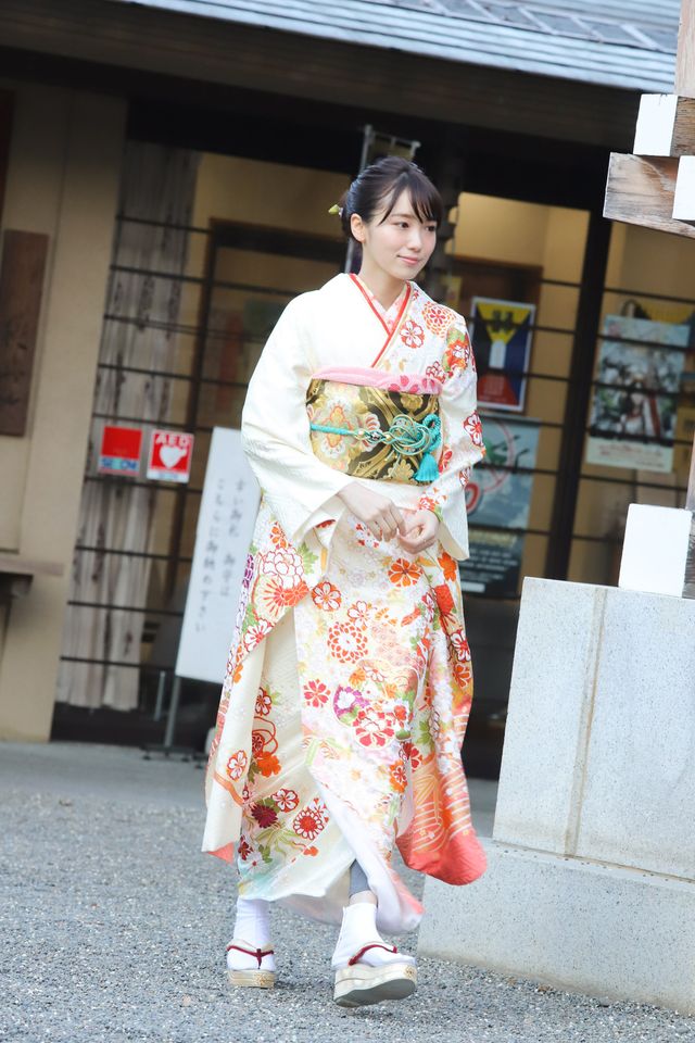 テラハ美女Niki、小室安未も！エイベックス・マネジメント晴れ着撮影会（23枚目）