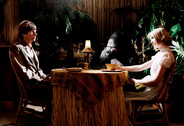 ジェシー・アイゼンバーグ×ミア・ワシコウスカ『嗤う分身』フォトギャラリー（6枚目）