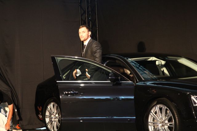 佐々木希、歓迎！『トランスポーター』新星エド・スクレイン来日イベントフォトギャラリー（14枚目）