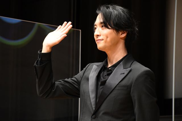 「仮面ライダーオーズ」10周年！渡部秀、三浦涼介らキャストが再集結（2枚目）