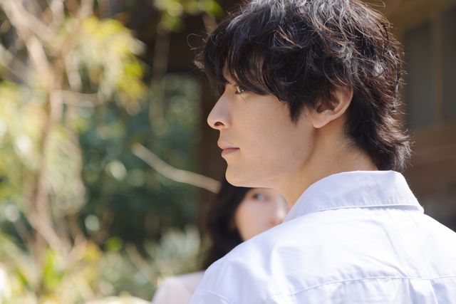 麻生久美子＆塩野瑛久「魔物」場面写真　弁護士と容疑者の禁断の愛…（15枚目）