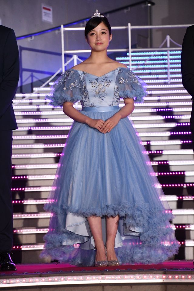 片寄涼太、シンデレラ橋本環奈をエスコート！『午前0時、キスしに来てよ』（11枚目）