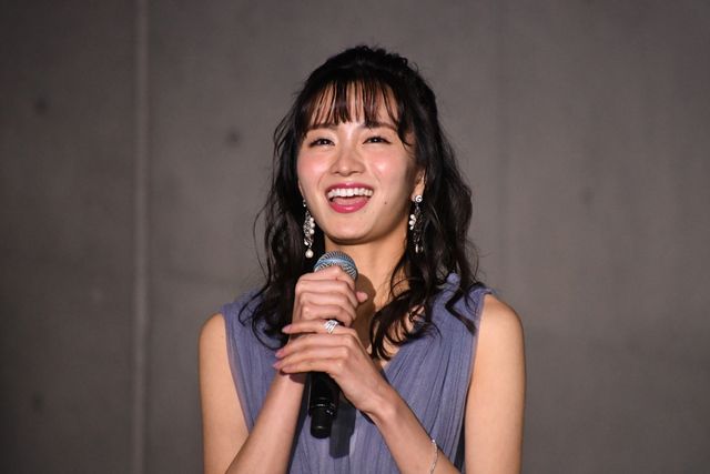 片寄涼太、シンデレラ橋本環奈をエスコート！『午前0時、キスしに来てよ』（26枚目）