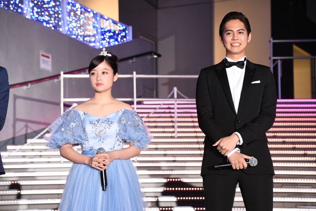 片寄涼太、シンデレラ橋本環奈をエスコート！『午前0時、キスしに来てよ』（40枚目）