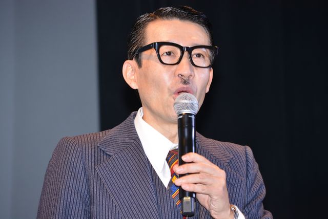 お笑いコンビ・イワイガワの岩井ジョニ男、ヤンキー映画出演を出川哲朗と喜ぶもラブホの店長役に落胆！　画像ギャラリー（2枚目）