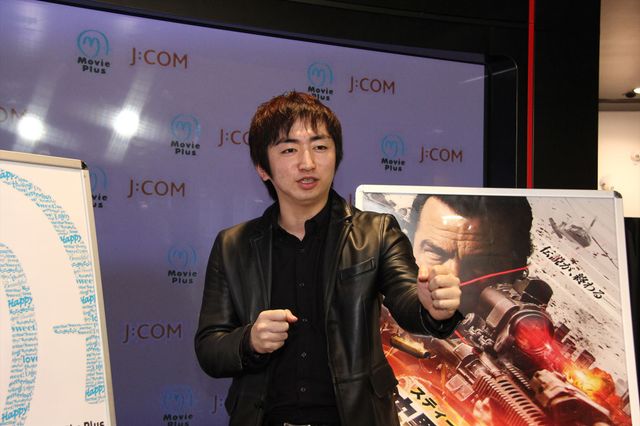 芥川賞作家・羽田圭介が登場！「セガール川柳コンテスト」記者発表会ギャラリー（3枚目）