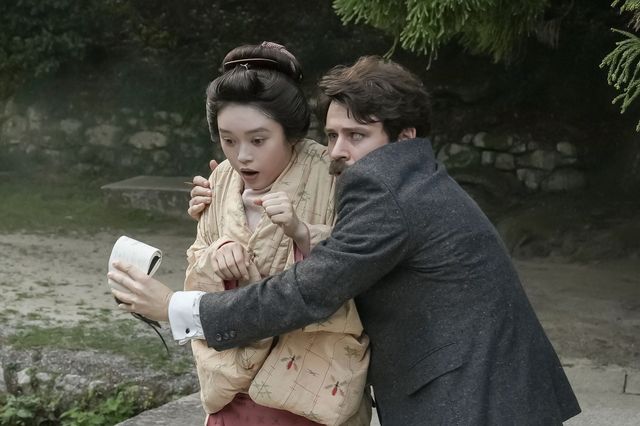 ヘブン（トミー・バストウ）の真意は…朝ドラ「ばけばけ」第61回の場面写真：フォトギャラリー