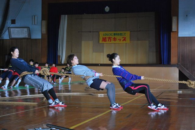 井上真央、主演映画『綱引いちゃった！』の撮影現場を初公開！-大分ロケ撮影現場（11枚目）