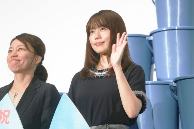 キュートな笑顔の有村架純！映画『コーヒーが冷めないうちに』大ヒット御礼舞台あいさつ（8枚目）