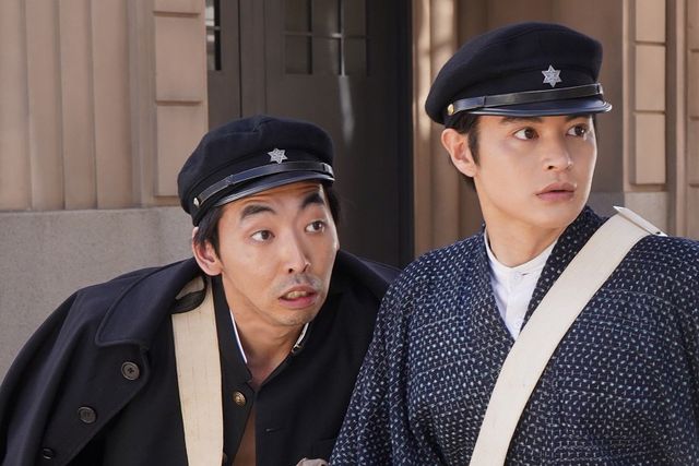 深田恭子、黒髪セーラー服がキュート！「ルパンの娘」で学生姿（4枚目）