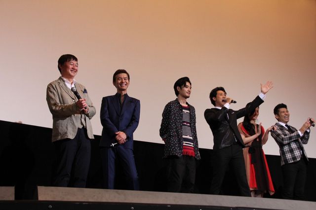 映画『探偵はBARにいる2』初日舞台あいさつフォトギャラリー（20枚目）