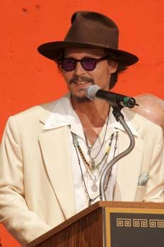 ジョニー・デップ 「ハンド・アンド・フット・プリントセレモニー」 in チャイニーズシアター（25枚目）
