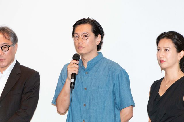 井浦新、戸田菜穂、佐野史郎ら登壇『返還交渉人　いつか、沖縄を取り戻す』初日舞台あいさつ（21枚目）
