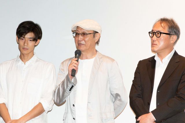 井浦新、戸田菜穂、佐野史郎ら登壇『返還交渉人　いつか、沖縄を取り戻す』初日舞台あいさつ（28枚目）