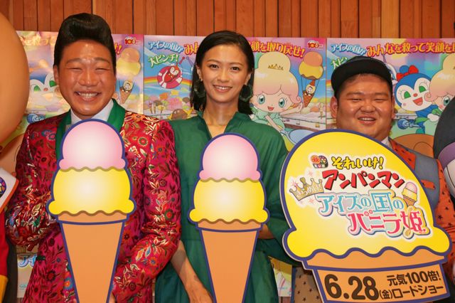 榮倉奈々＆ANZEN漫才が“アイスの日”に公開アフレコ（7枚目）