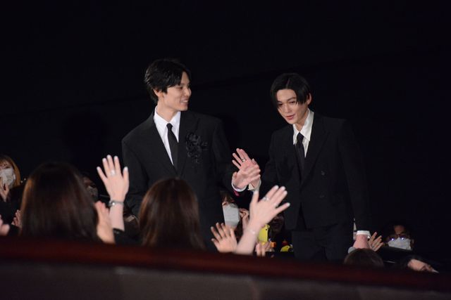 萩原利久＆八木勇征、手つなぎで退場！尊いファンサービスに会場熱狂（2枚目）