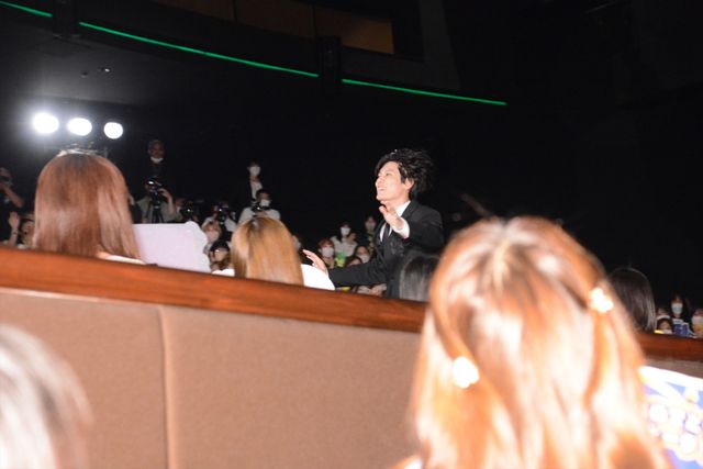 萩原利久＆八木勇征、手つなぎで退場！尊いファンサービスに会場熱狂（5枚目）