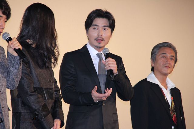 戸田恵梨香らがウソ合戦!?『エイプリルフールズ』初日舞台あいさつ（12枚目）