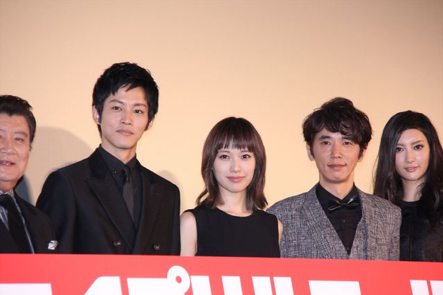 戸田恵梨香らがウソ合戦!?『エイプリルフールズ』初日舞台あいさつ（21枚目）