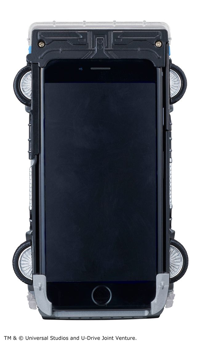 『バック・トゥ・ザ・フューチャー』デロリアンがiPhoneケースに！フォトギャラリー（7枚目）