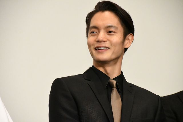 【12枚】大森南朋がベッキーに鋭いツッコミも！『初恋』ジャパンプレミア（2枚目）