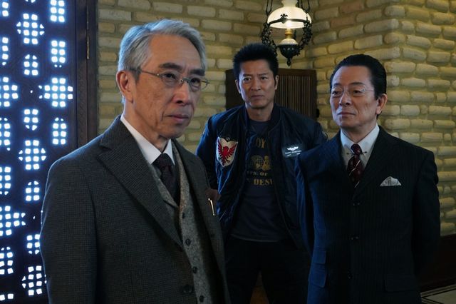 ミステリー作家に招かれた特命係だったが…