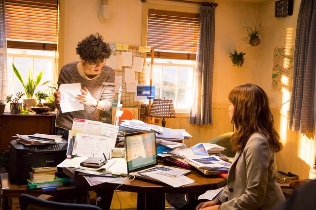 高橋一生のエプロン姿！『九月の恋と出会うまで』場面写真（3枚目）