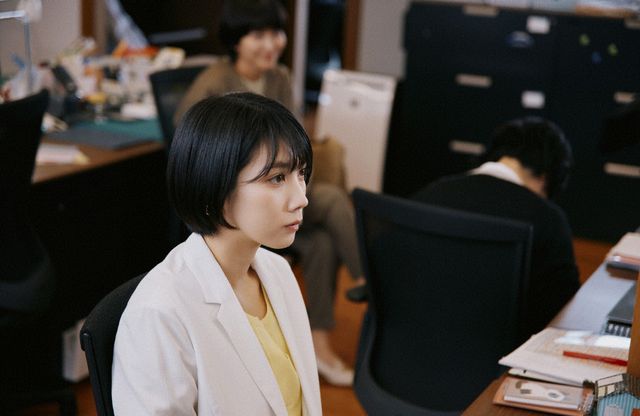 松たか子＆多部未華子＆松坂桃李が姉弟役！「スロウトレイン」場面写真（12枚目）