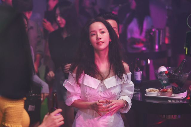 イ・ビョンホン、シン・ミナ、キム・ウビンら出演！「私たちのブルース」場面カット（6枚目）