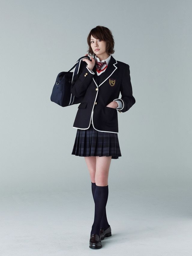 米倉涼子「35歳の高校生」制服フォトギャラリー（2枚目）