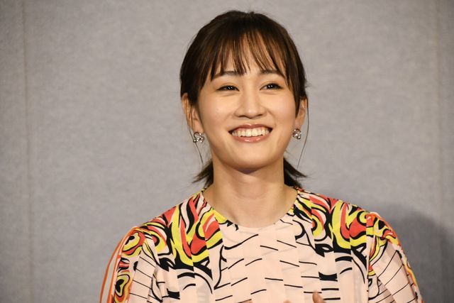 前田敦子、伝説の魔法使い役！よるドラ「伝説のお母さん」試写会（2枚目）