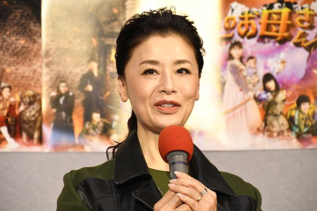 前田敦子、伝説の魔法使い役！よるドラ「伝説のお母さん」試写会（10枚目）