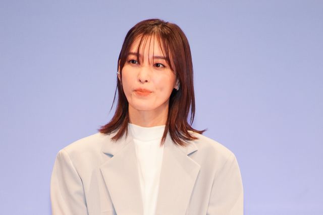 草なぎ剛主演「終幕のロンド」制作発表会見に豪華キャストずらり！（13枚目）