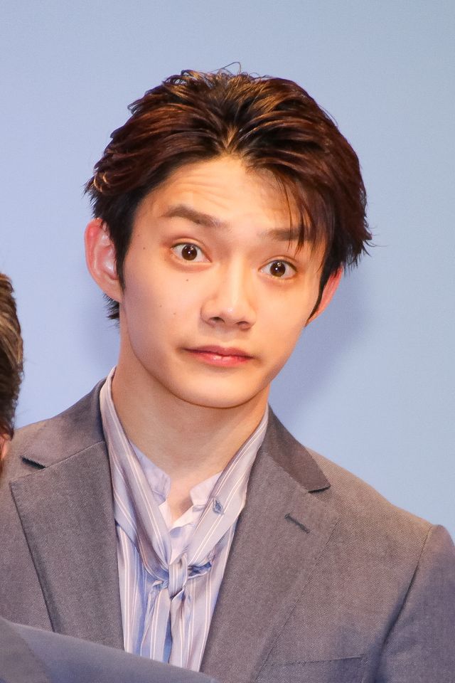 草なぎ剛主演「終幕のロンド」制作発表会見に豪華キャストずらり！（16枚目）