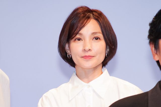 草なぎ剛主演「終幕のロンド」制作発表会見に豪華キャストずらり！（17枚目）