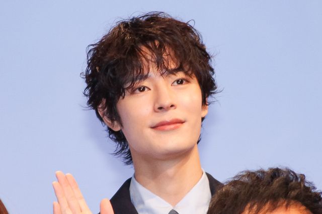 草なぎ剛主演「終幕のロンド」制作発表会見に豪華キャストずらり！（18枚目）