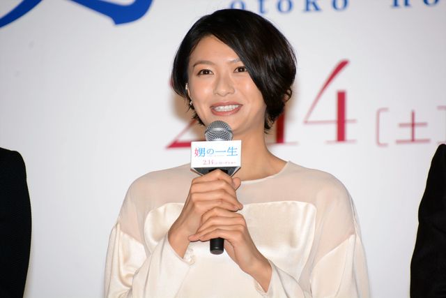 榮倉奈々、トヨエツのエスコートに照れる…『娚の一生』先行上映イベントフォトギャラリー（7枚目）