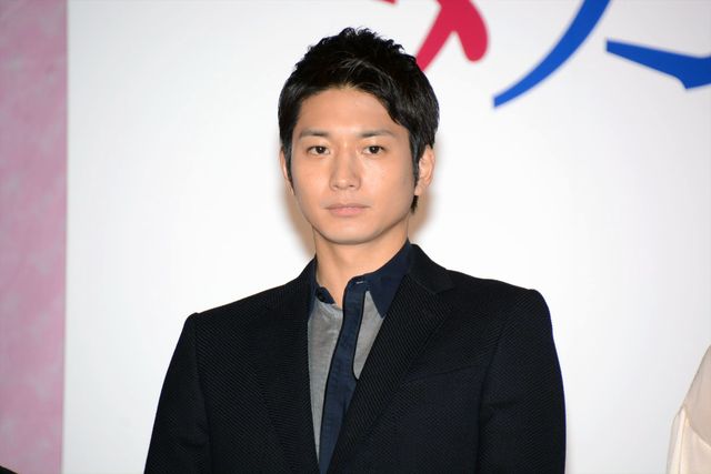 榮倉奈々、トヨエツのエスコートに照れる…『娚の一生』先行上映イベントフォトギャラリー（8枚目）